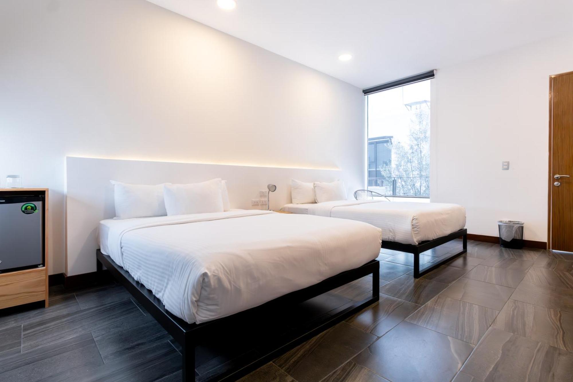 Hotel Urban Puebla By Grupo Amber Esterno foto