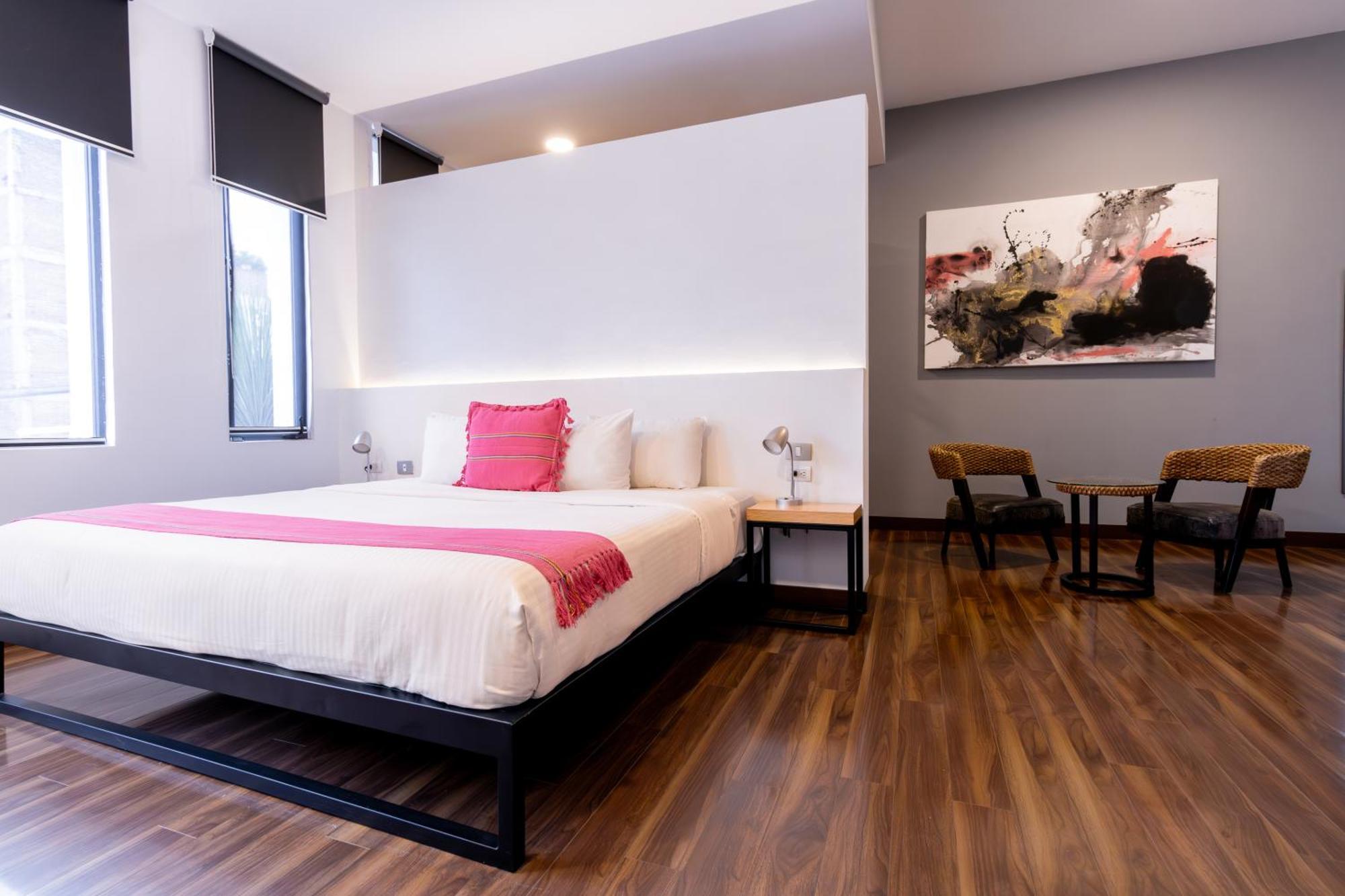 Hotel Urban Puebla By Grupo Amber Esterno foto