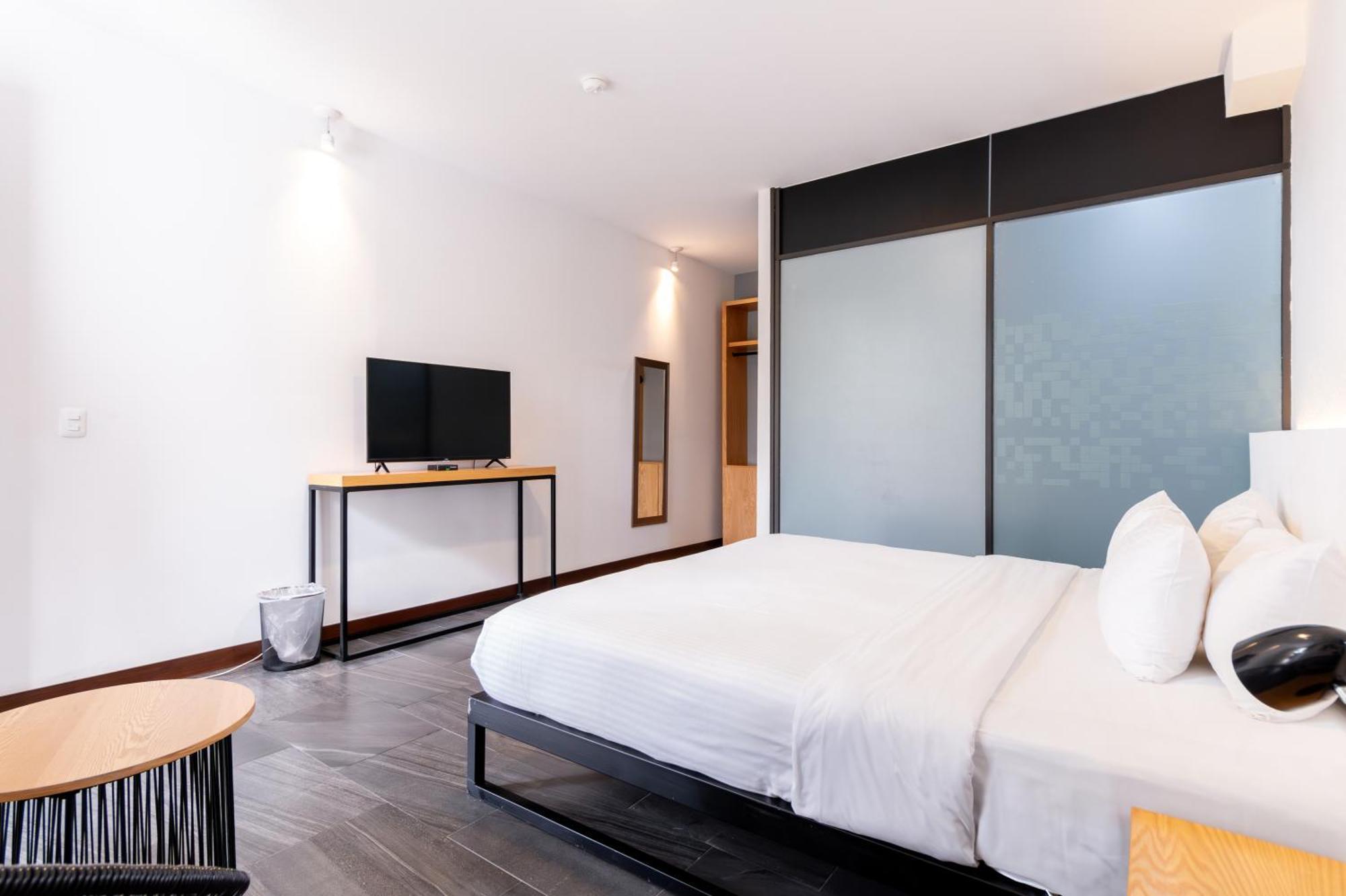 Hotel Urban Puebla By Grupo Amber Esterno foto
