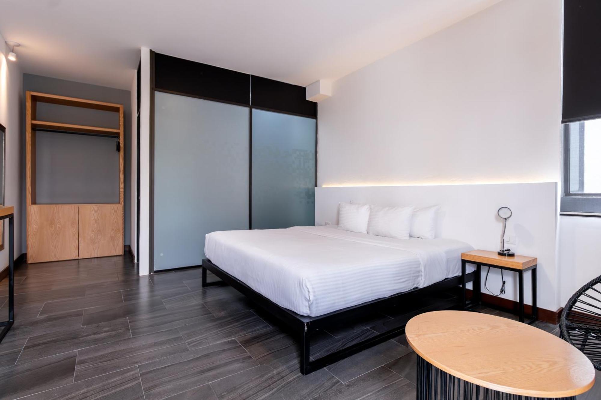 Hotel Urban Puebla By Grupo Amber Esterno foto