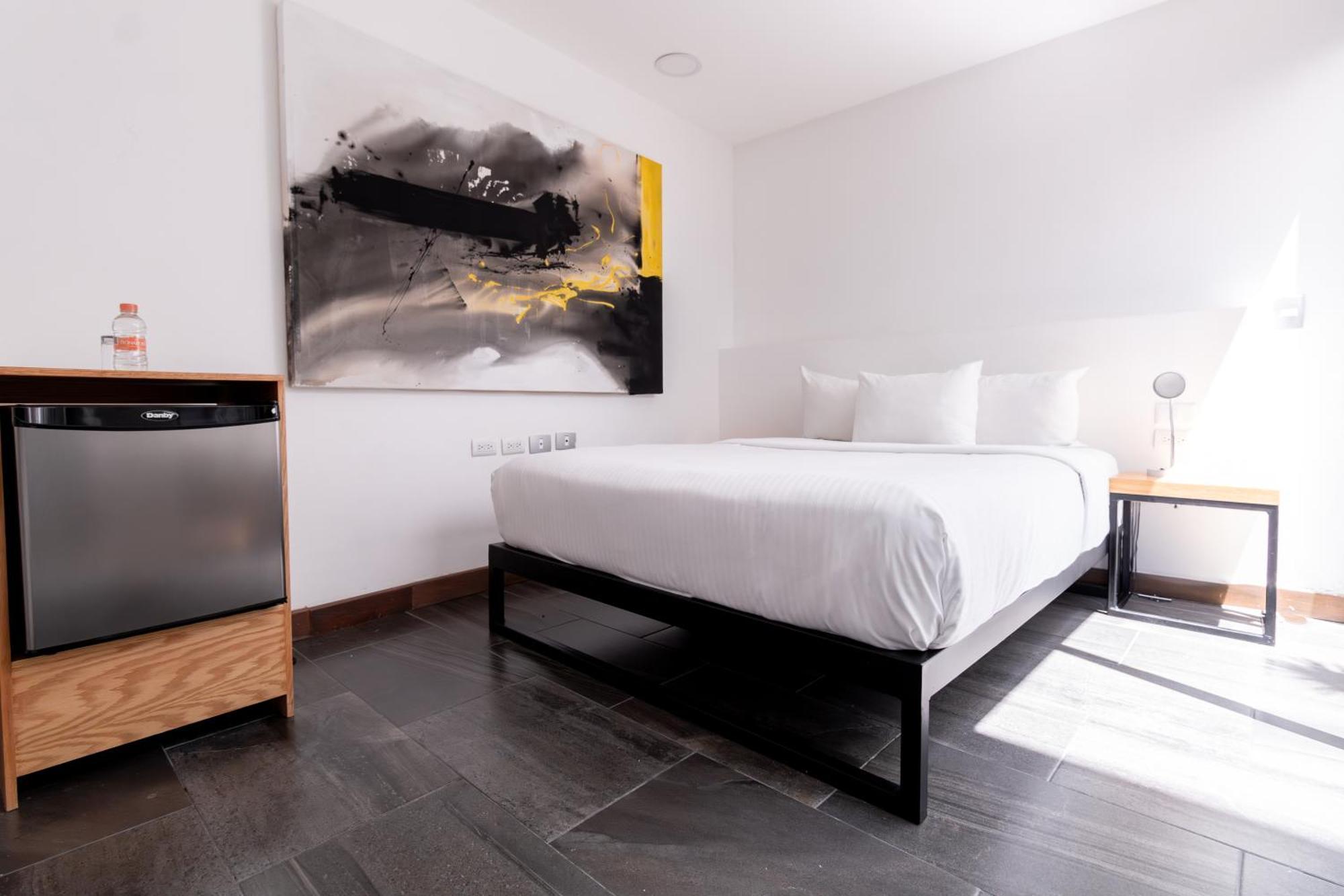 Hotel Urban Puebla By Grupo Amber Esterno foto